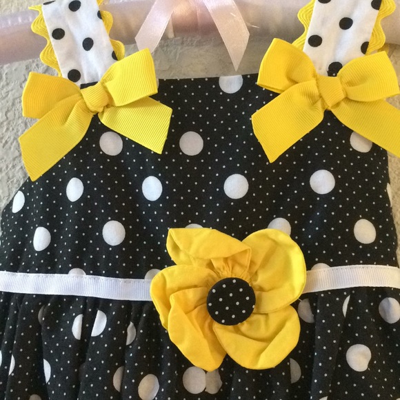 🎉HP🎉 [Rare Too] Black and white dot dress - Picture 2 of 5